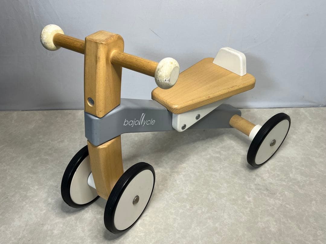 ボーネルンド bajocycle 木の四輪バイク 三輪車 室内用