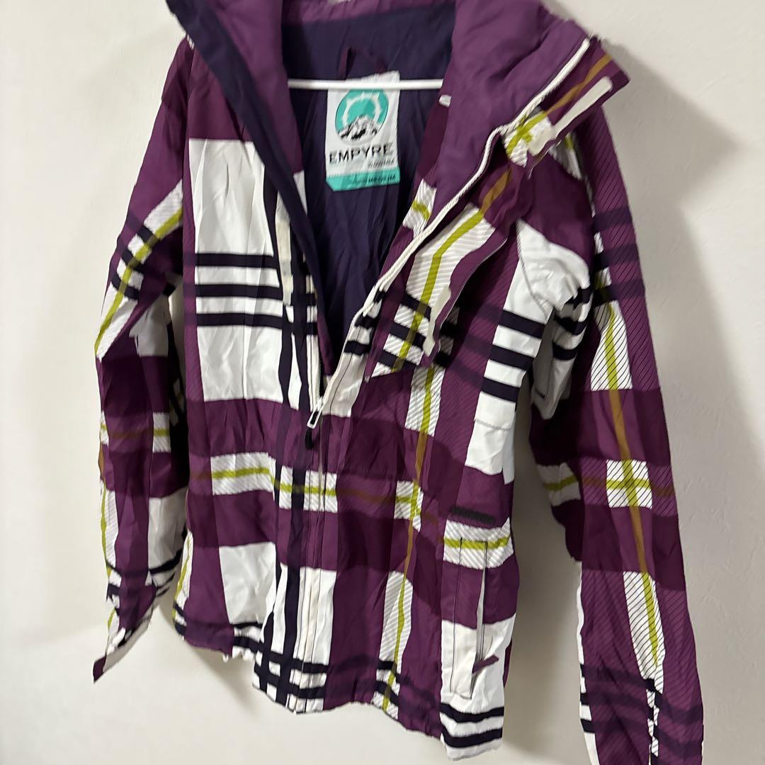 美品✨️【M】EMPYRE 女性用スノーボードジャケット 冬 スノボ ウェア