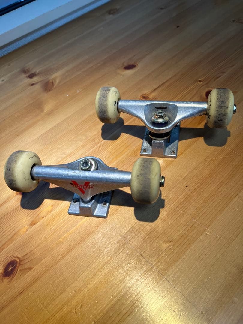 スケートボード Venture 5.0 Hi Truck Skateboard wheel