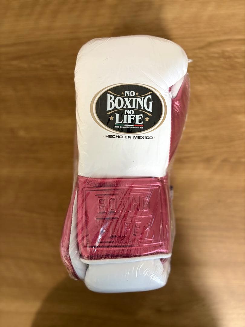 NO BOXING NO LIFE ボクシンググローブ 8oz ピンク
