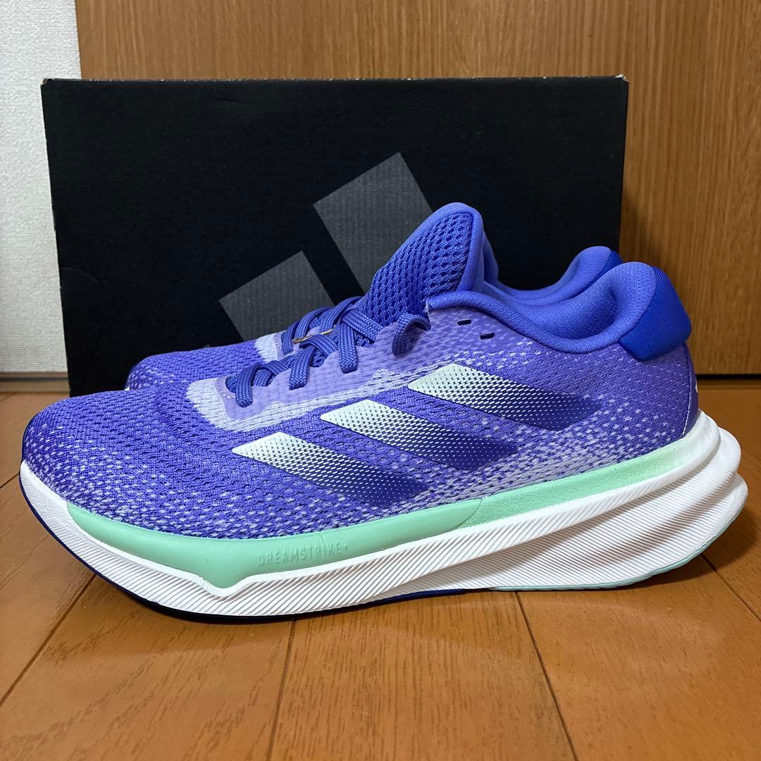 アディダス　スニーカー　ランニングシューズ SUPERNOVA STRIDE