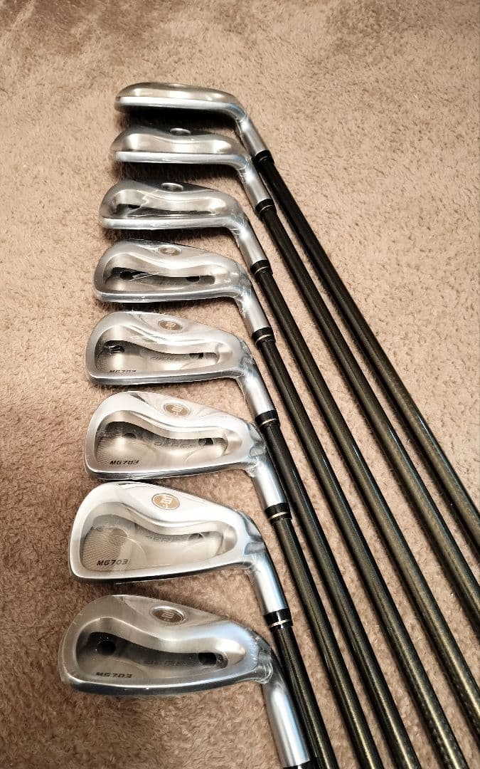 超美品　本間（HONMA） ゴルフクラブセット （BERES MG703含む）