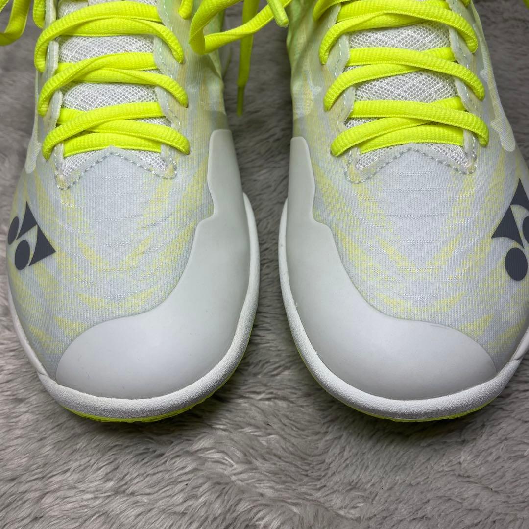 YONEX バドミントンシューズ SHBAZ2W 23.5cm　エアラスZワイド