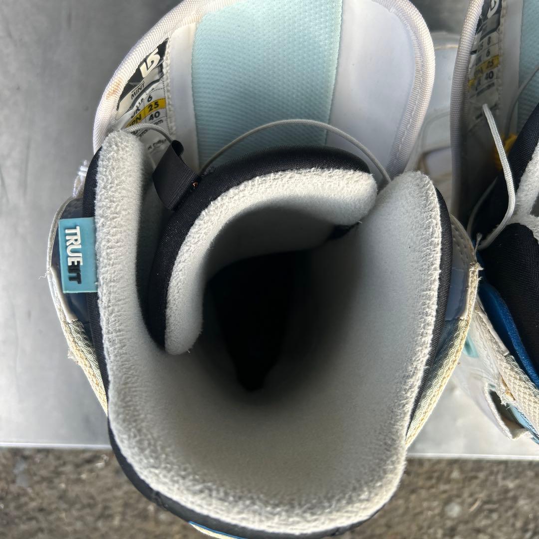 Burton バートン スノーボードブーツ　MINT　women's 25cm