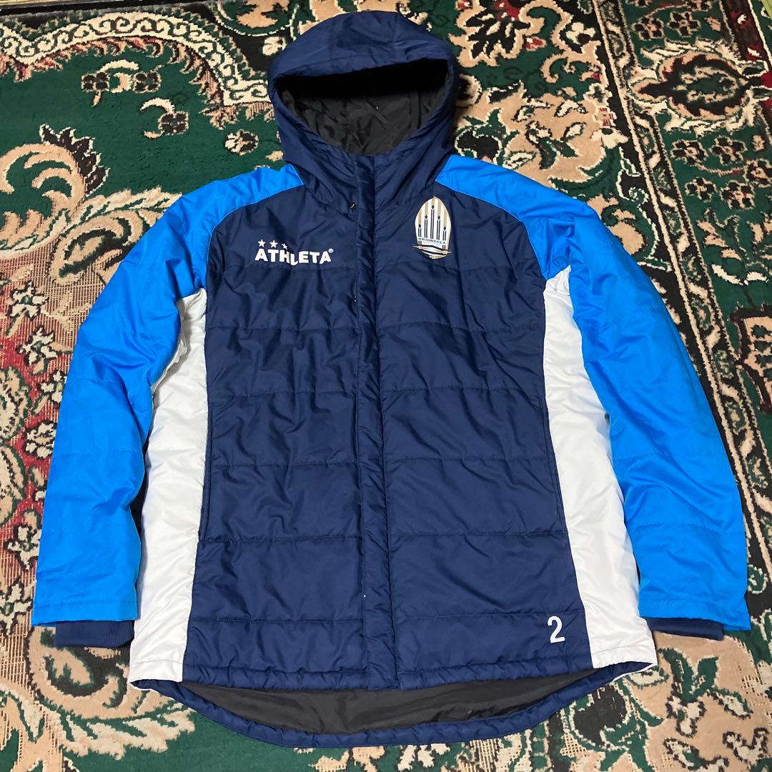 ATHLETA ブリオベッカ浦安 L 中綿　ベンチコート ジャケット