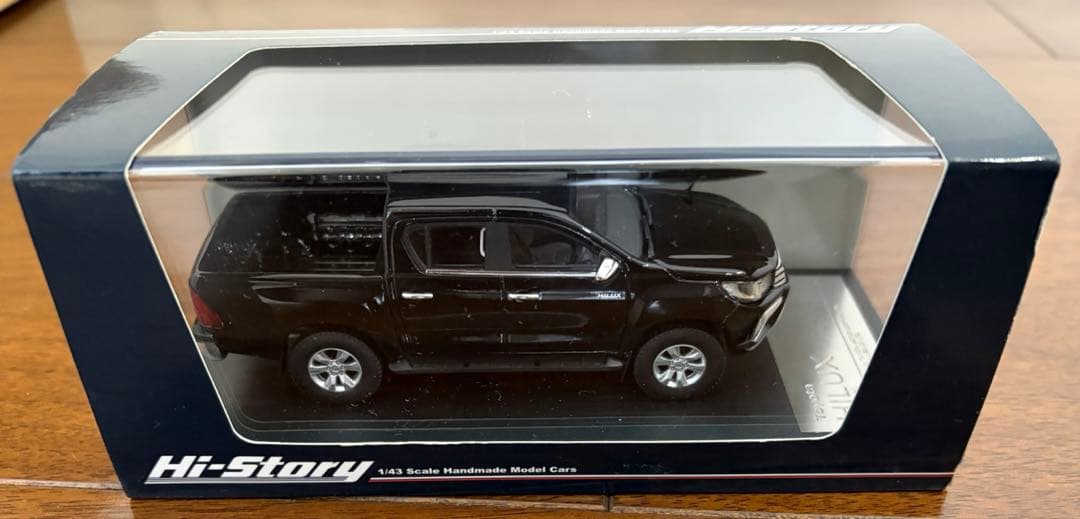 Hi-Story Hilux 2017モデル1/43スケール ブラック