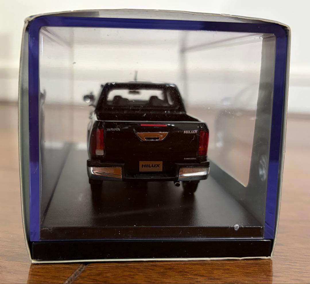 Hi-Story Hilux 2017モデル1/43スケール ブラック