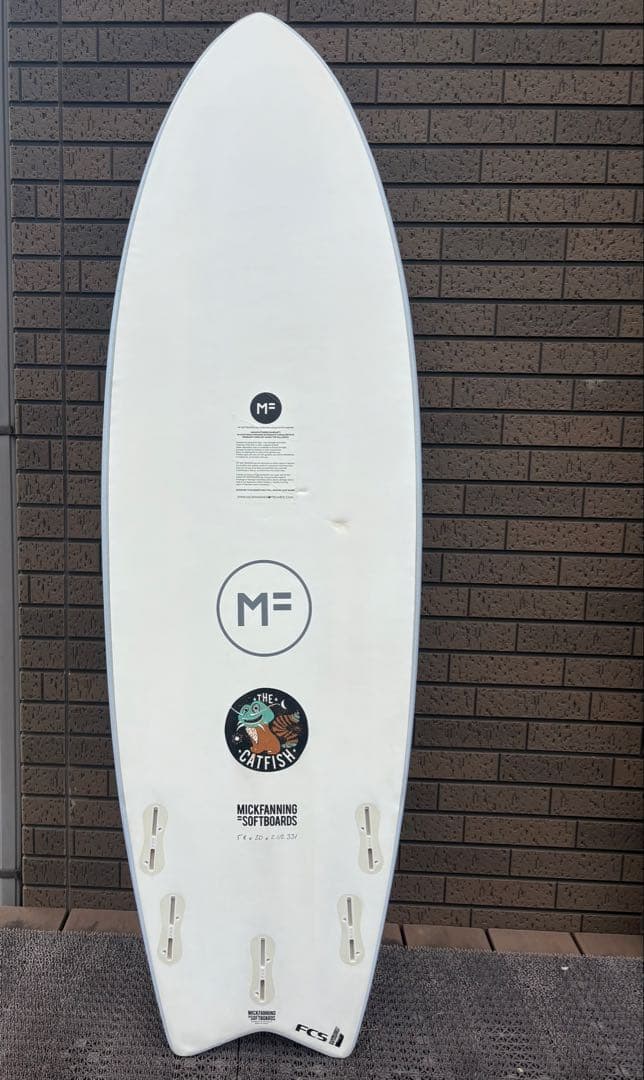 ミックファニングソフトボード　キャットフィッシュ5‘8 手渡し