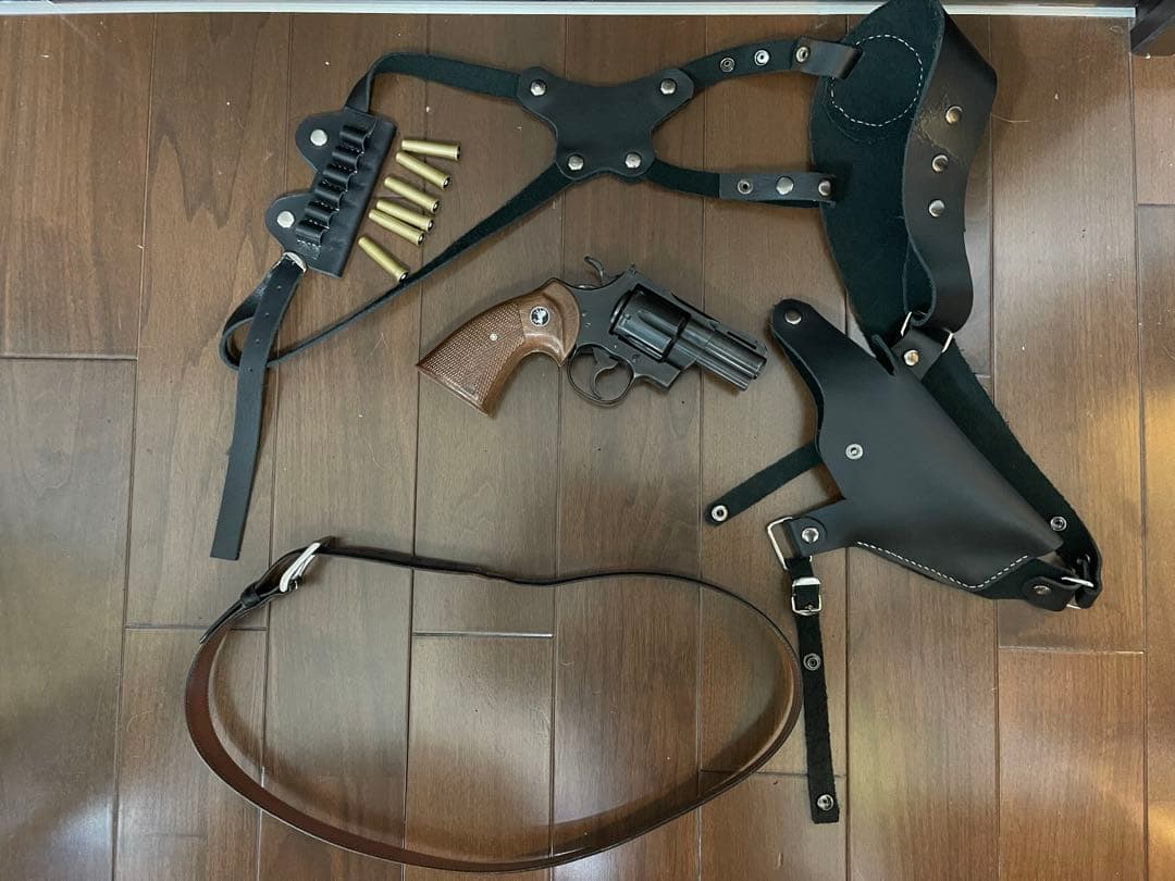 あぶない刑事　大下　ショルダーホルスター　牛本革ハンドメイド