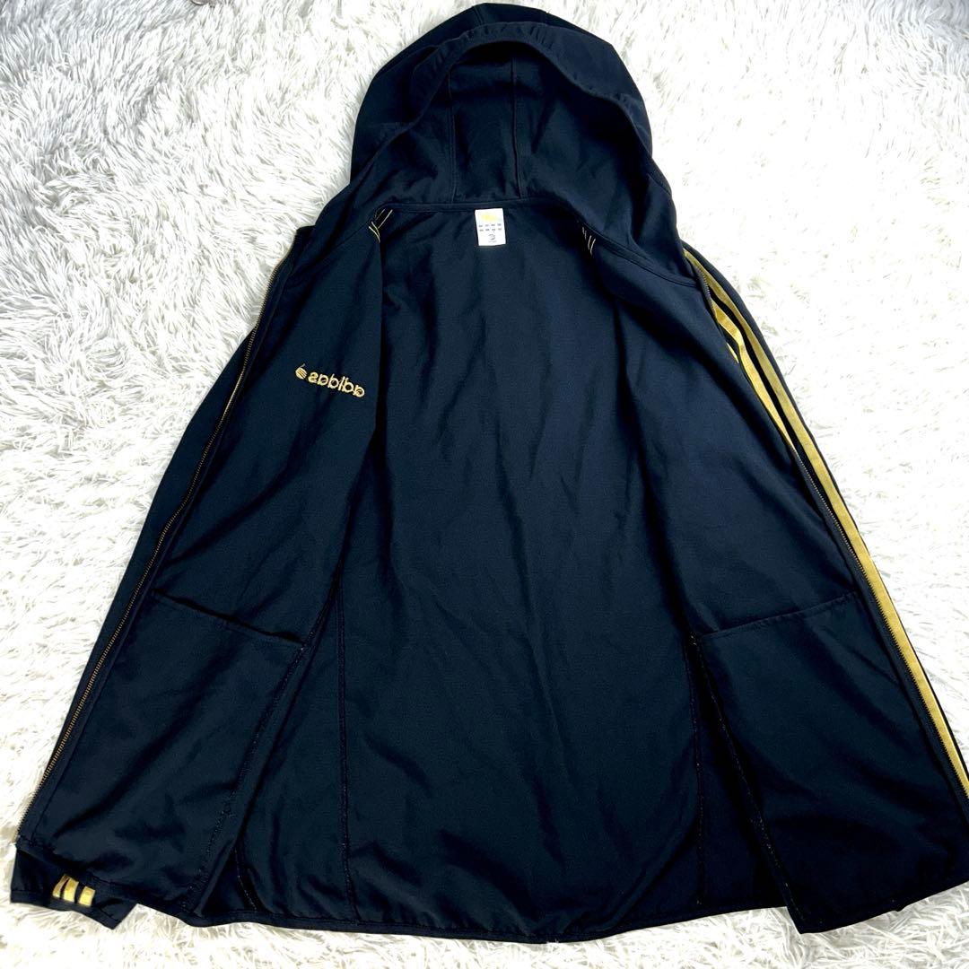 【美品・大きめ】アディダス　黒×金　セットアップ　ジャージ　上XL 下L