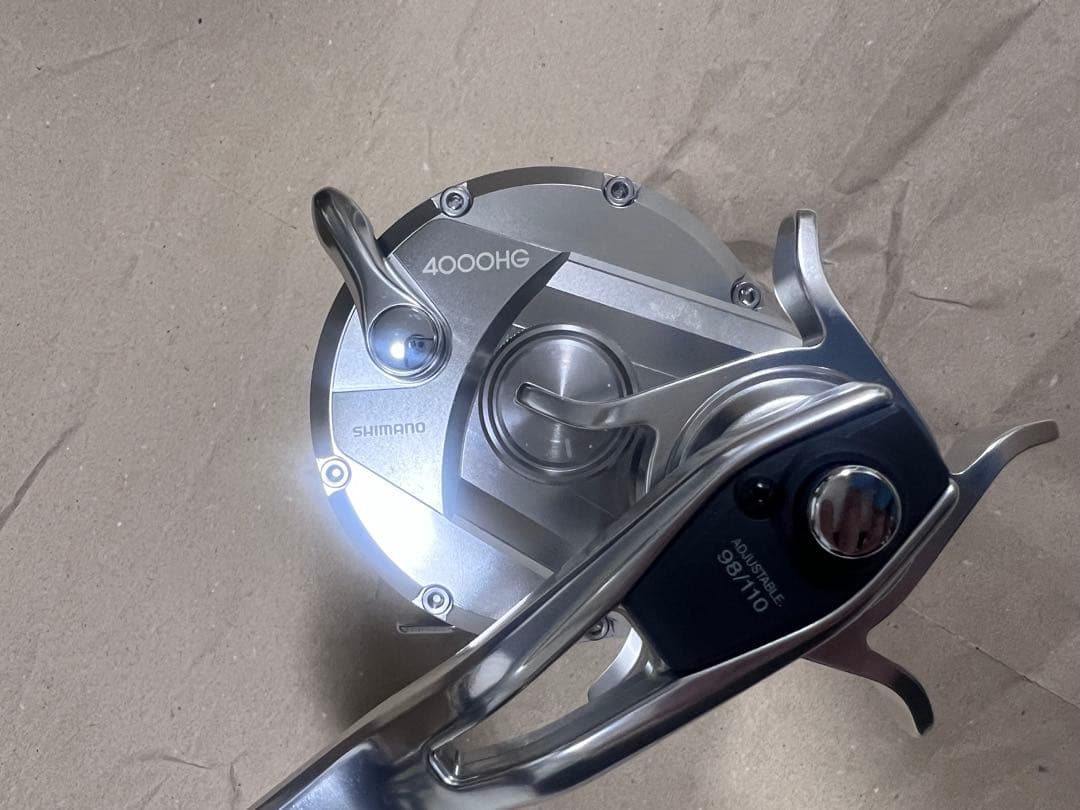 Shimano シマノ　オシアジガー　4000HG ベイトリール