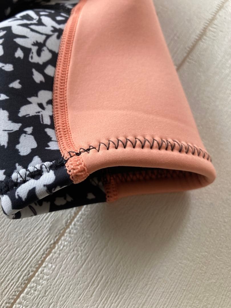 未使用美品 2mm ロキシー ウェットスーツ 150cm マリンスポーツ