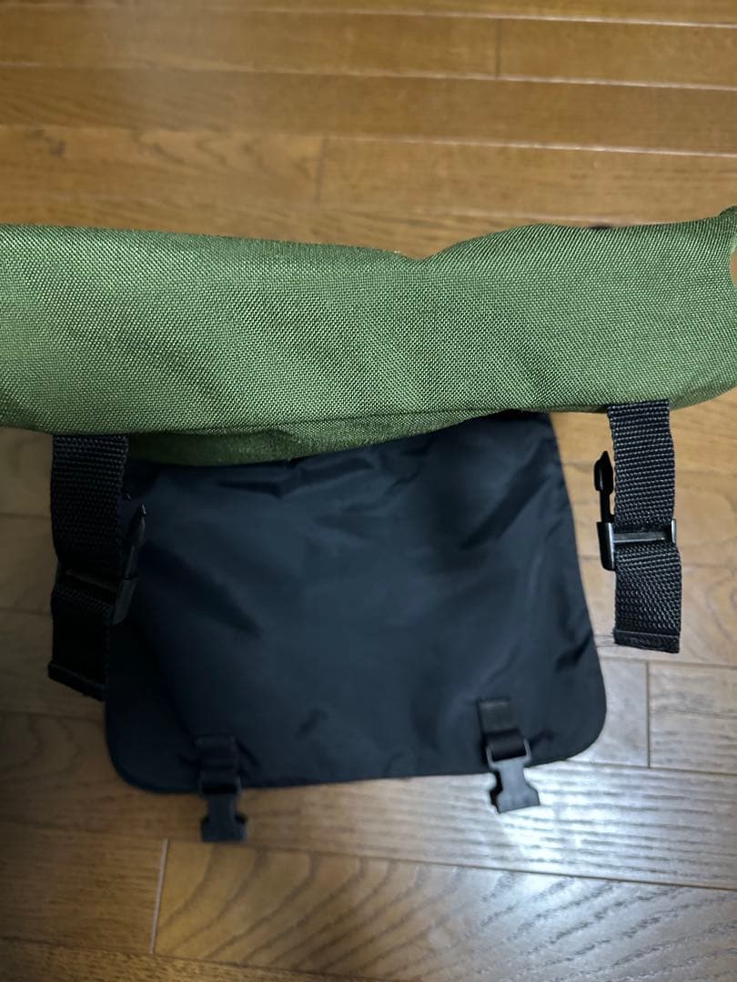 OUTDOOR PRODUCTS 90sメッセンジャーバッグ オリーブグリーン