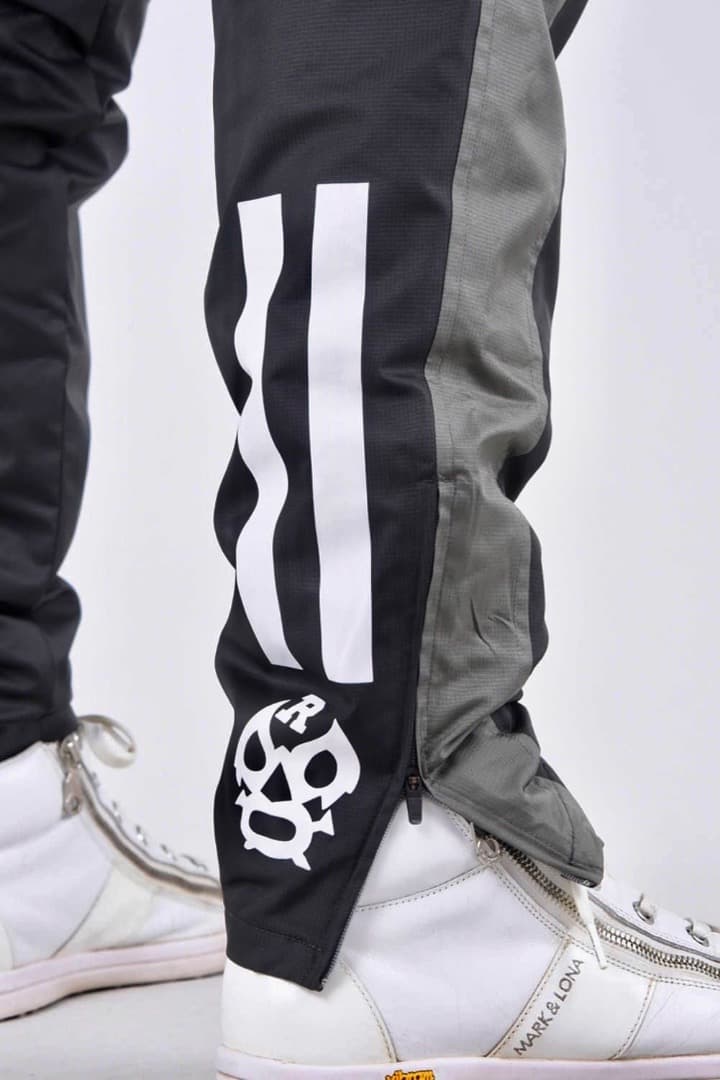 【size4】秋冬 ラッセルノ ゴルフ リップストップ サイドラインパンツ黒