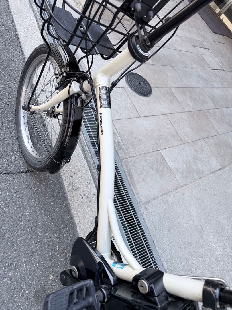 大阪府　Panasonic 電動アシスト自転車 アイボリー