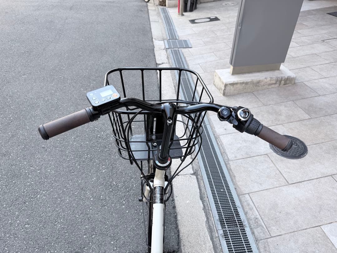 大阪府　Panasonic 電動アシスト自転車 アイボリー