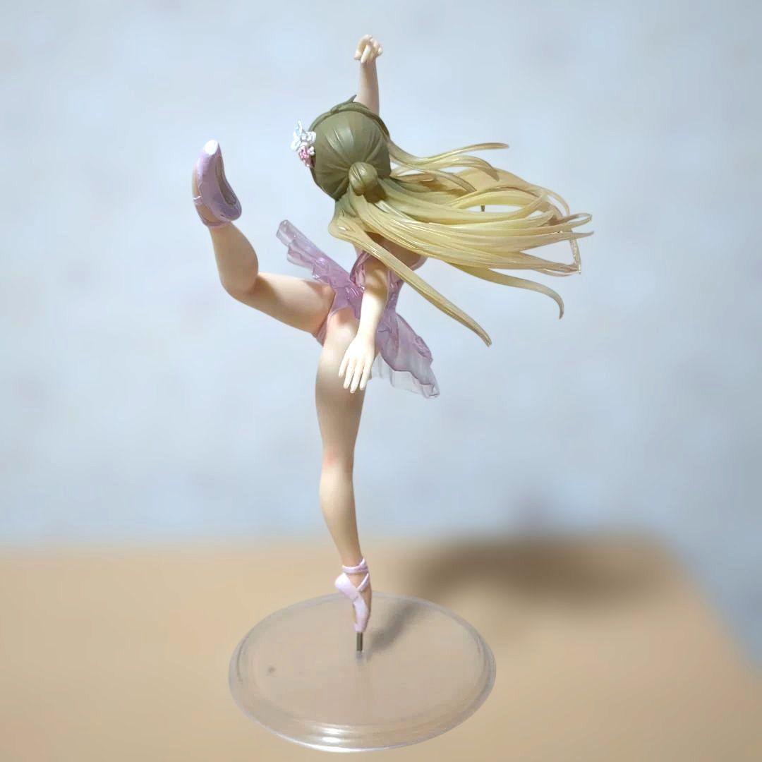 バレリーナフィギュア