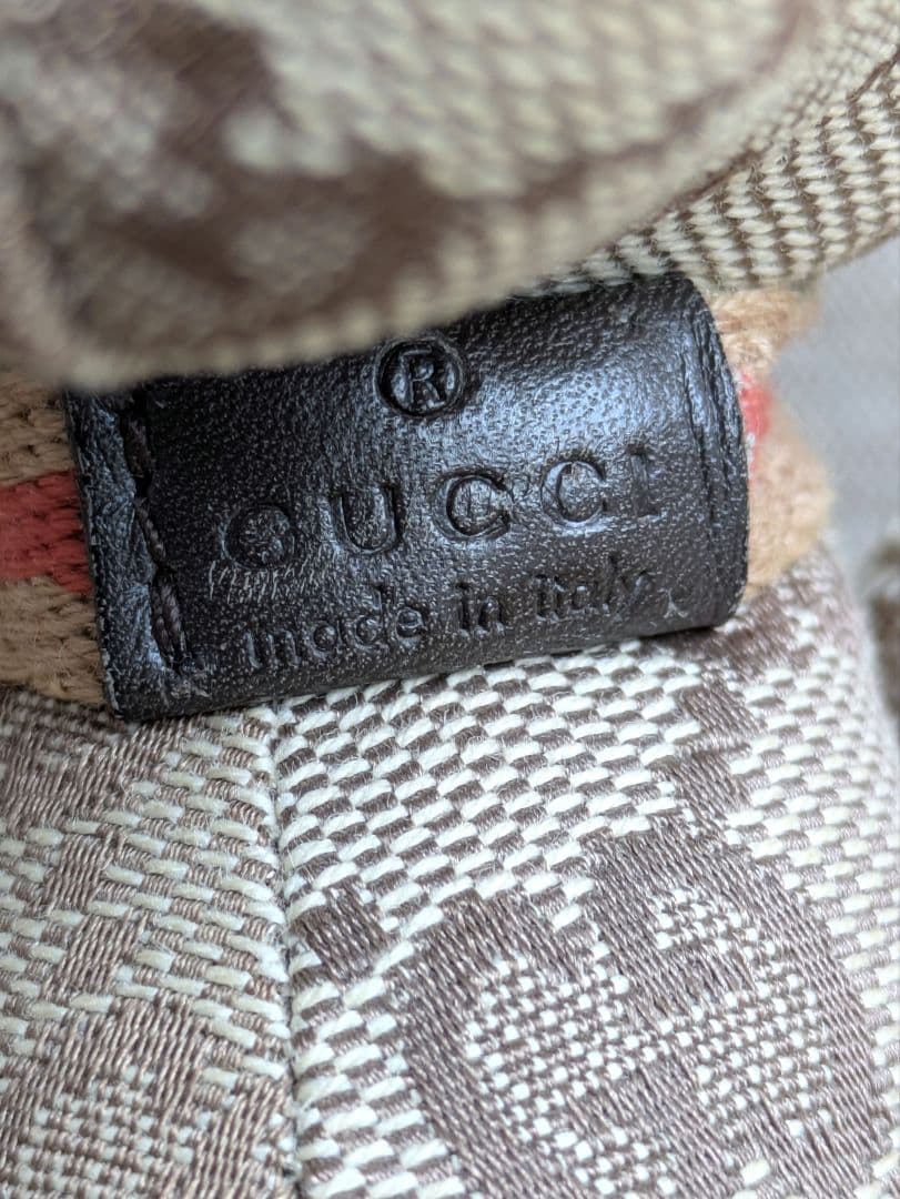 Gucci GGパターン ぬいぐるみ