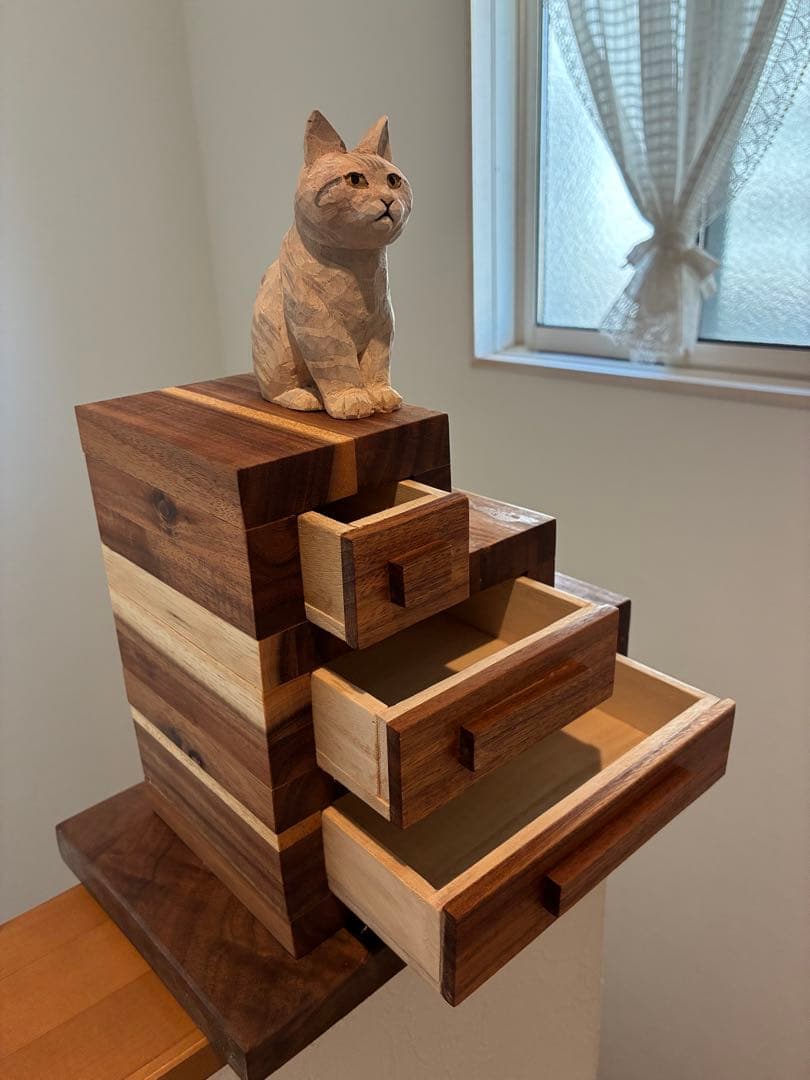 Momo 　猫とインテリア階段箪笥