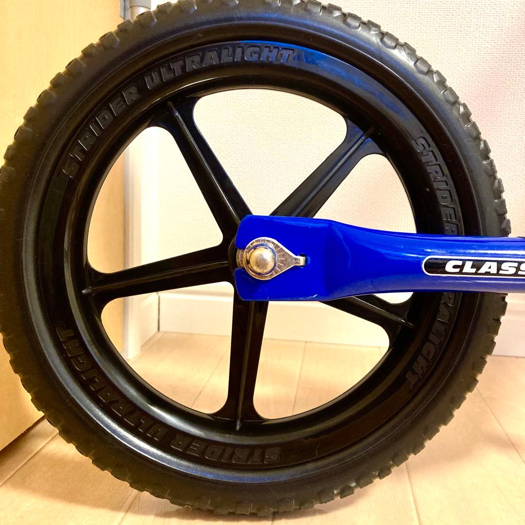 【美品】ストライダー クラシック 12インチ 青 バランスバイク