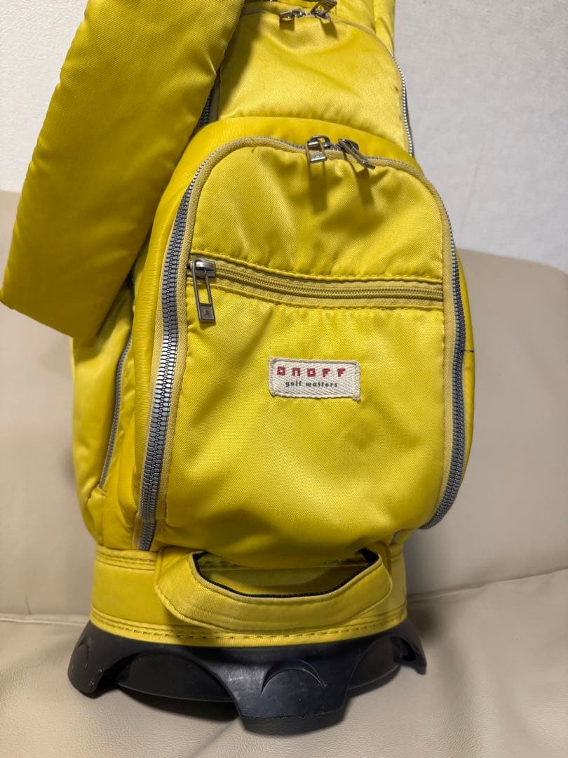 【送料込み】廃盤希少品　大人気　ONOFF オノフ　キャディバッグ 一点物