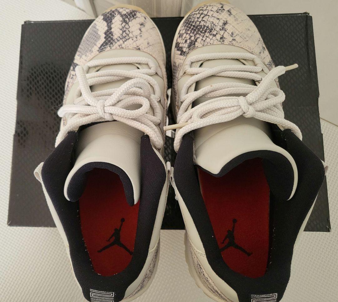 Air Jordan 11 Low スネークスキン