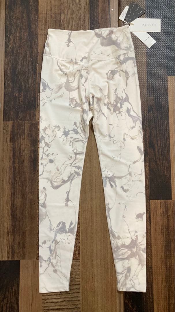 新品　FRAY I.D × emmi レギンス 吸水/速乾性/UVカット