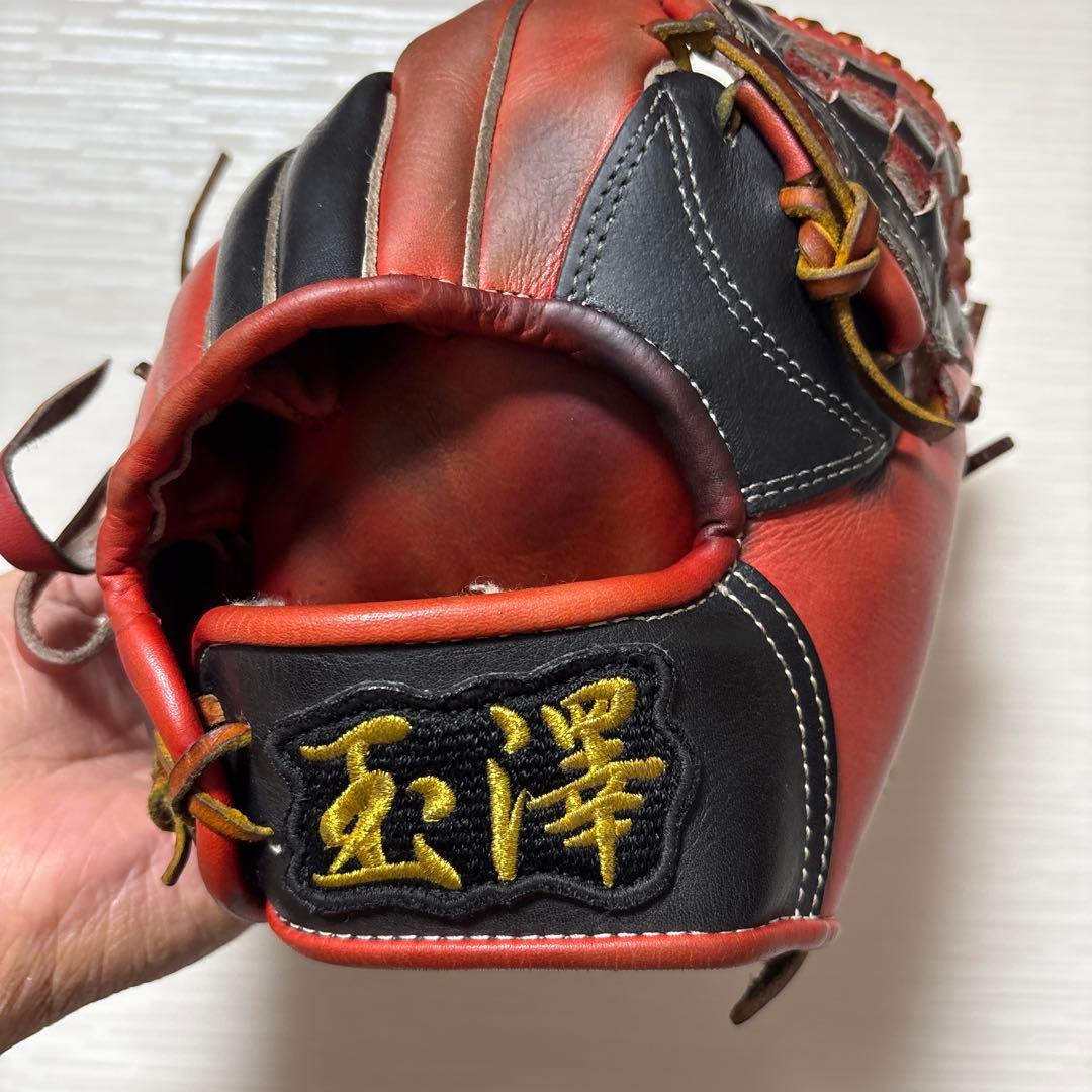 玉澤 硬式グローブ 赤黒 チェック柄　練習用