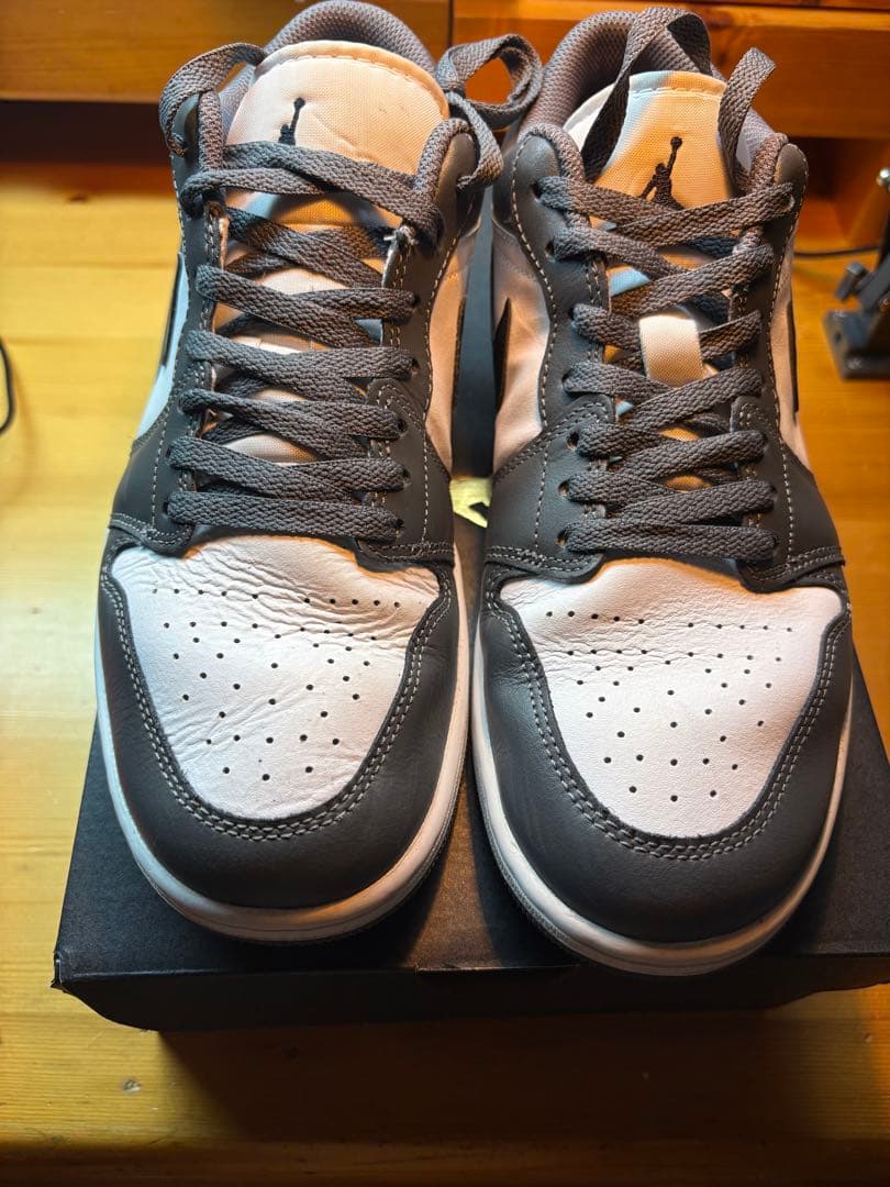 Nike Air Jordan 1 Low グレー/ホワイト