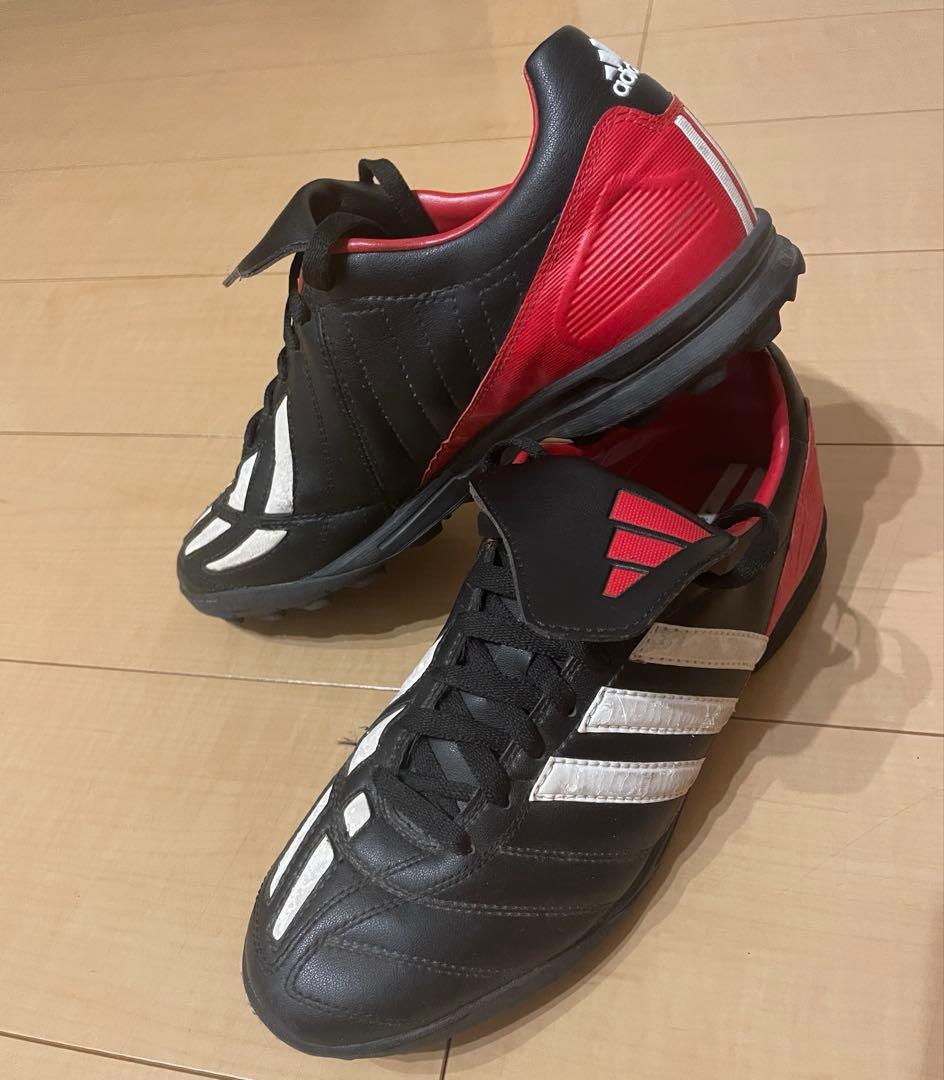 アディダス2002日韓w杯プレデターマニアTRXフットサルシューズ赤白黒27.5