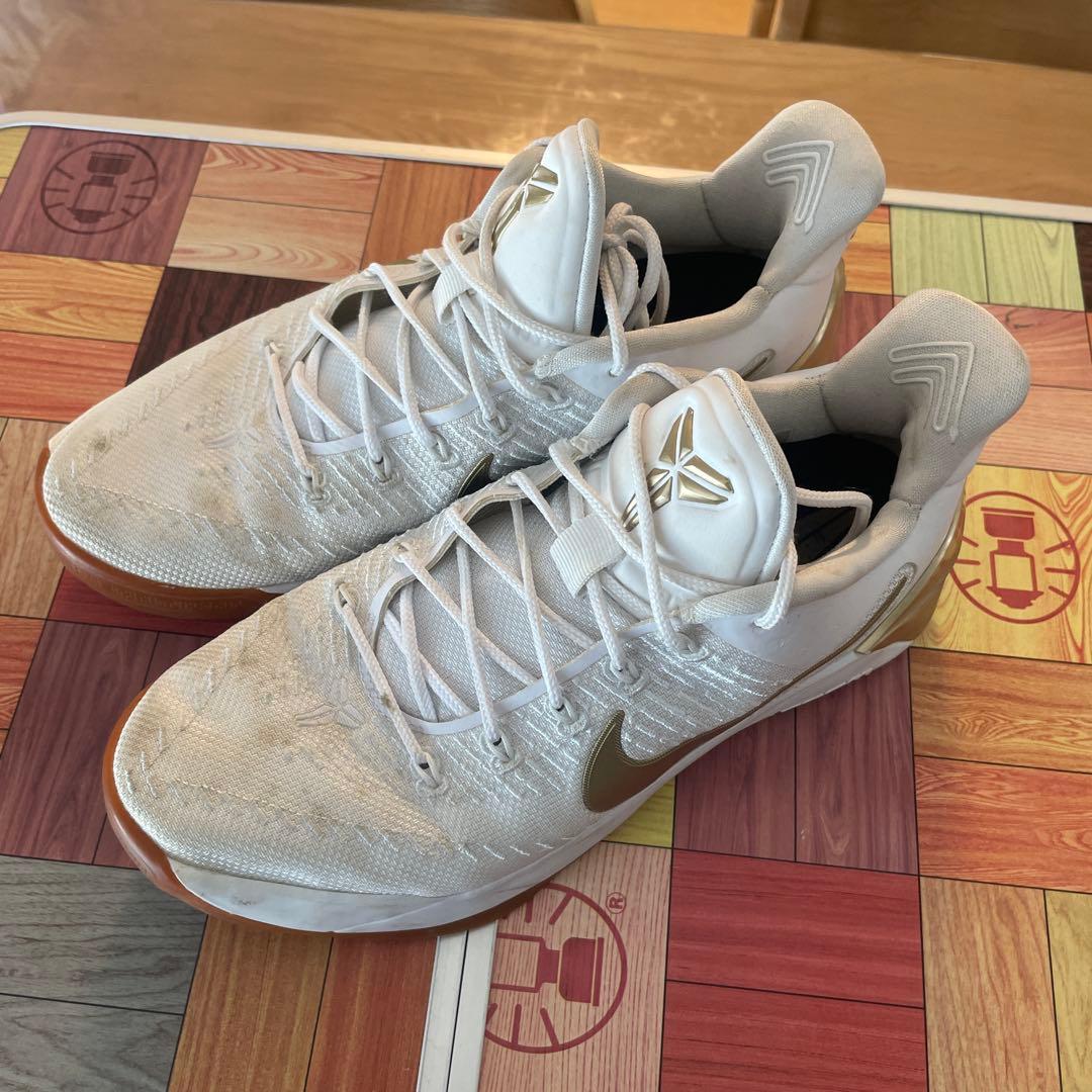 Nike Kobe AD ホワイト/ゴールド