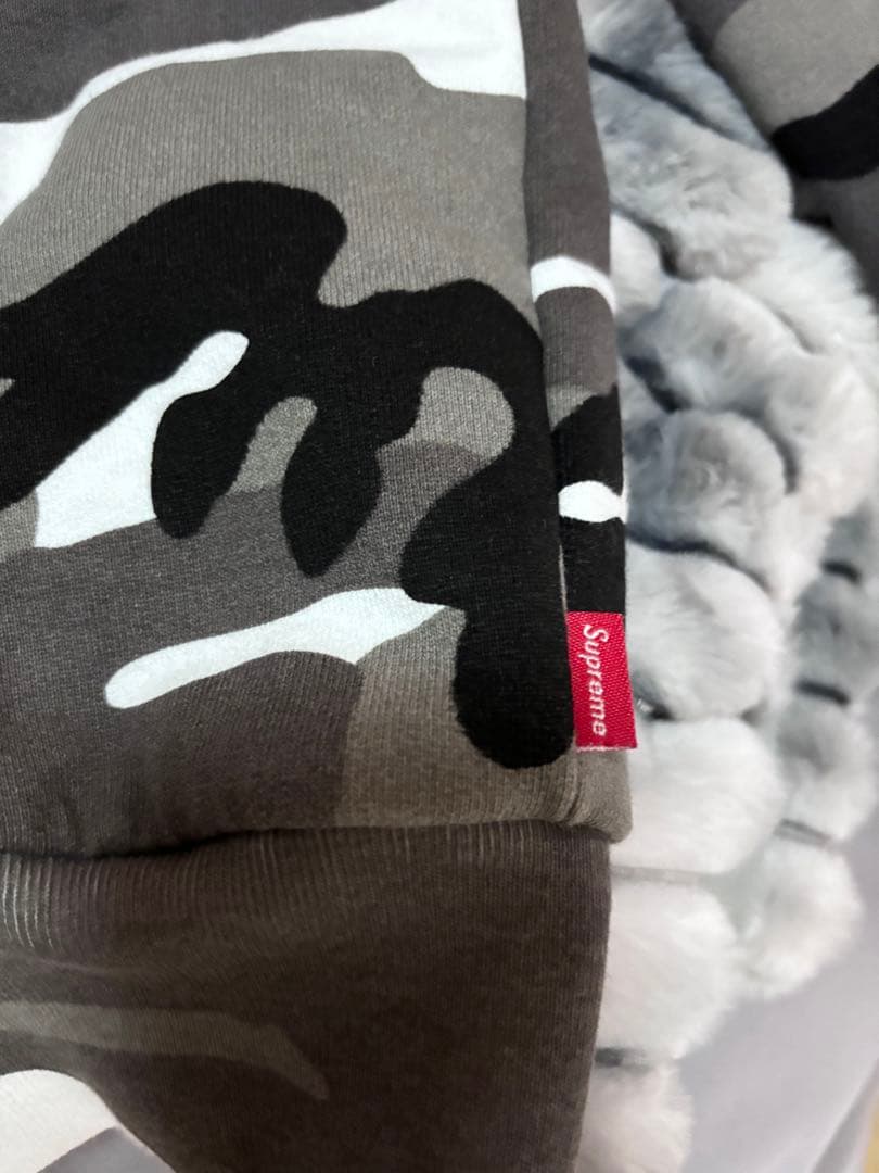 ウェア Supreme Sweatshirt \" Camo\" Size M