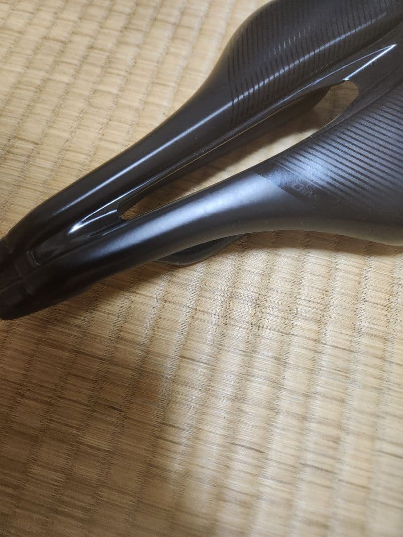 プロロゴ ディメンション NACK 143mm 軽量サドル