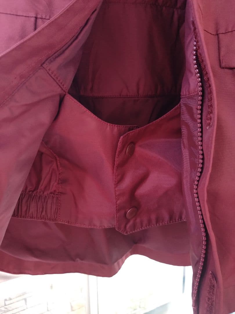 THE NORTH FACE ＜中綿 DRYVENT ナイロン ジャケット