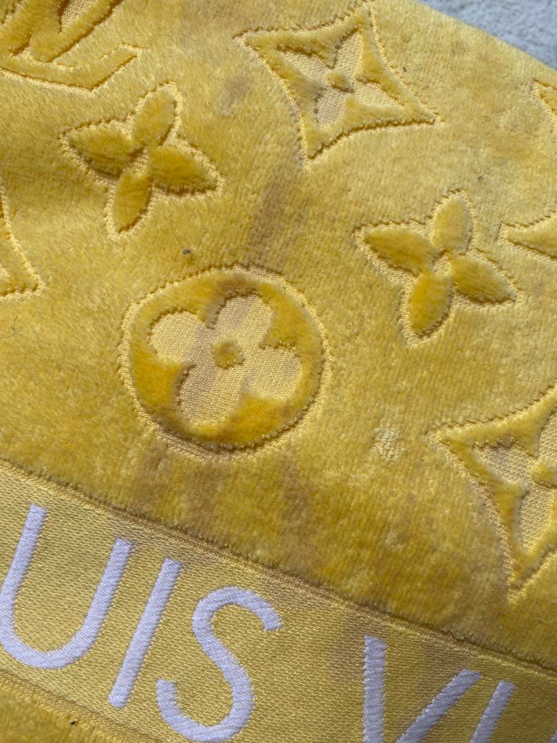 LV 汚れ有り　クッション