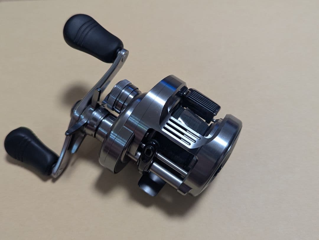リール SHIMANO CALCUTTA CONQUEST DC 100HG