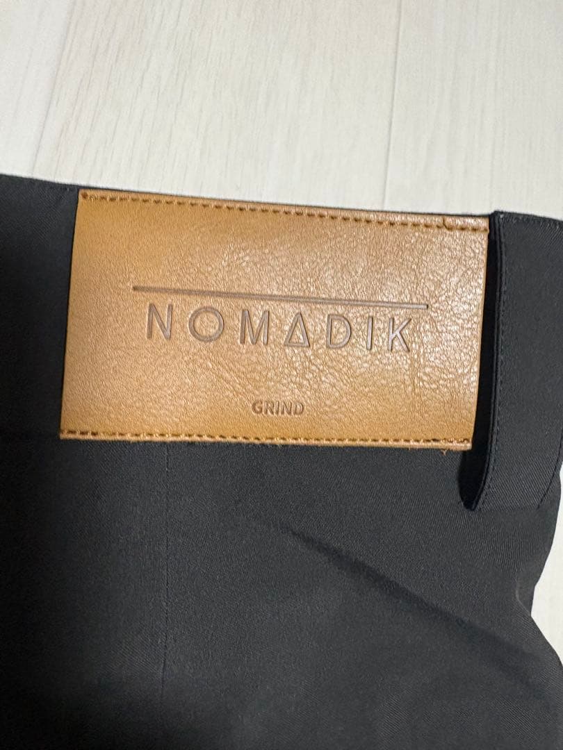 スノーボード NOMADIK GLIND PNT