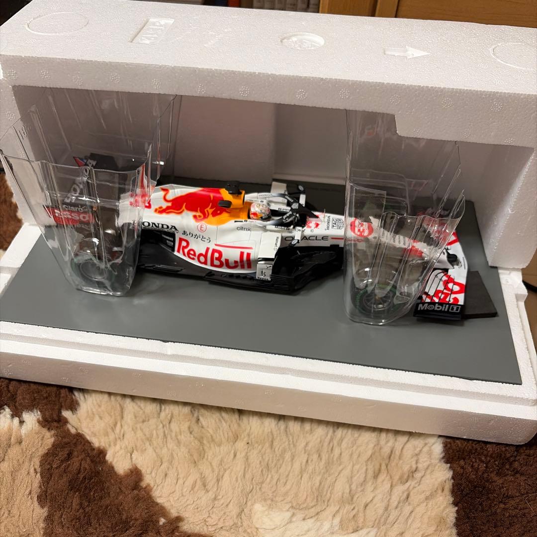 SPARK レッドブル ホンダ RB16B トルコ 1/18 ありがとう号