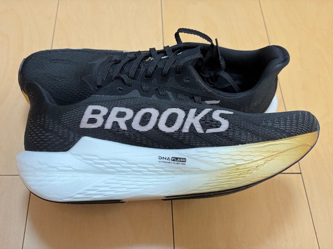 【1回使用】BROOKS HYPERION MAX2 JP27 US9 ブラック