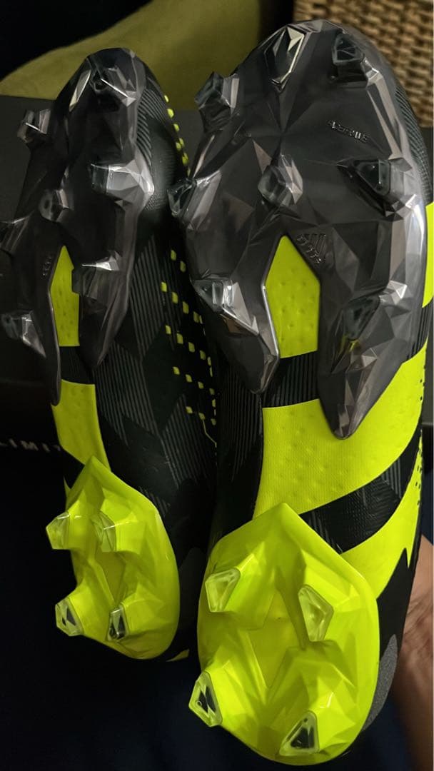 adidasプレデター