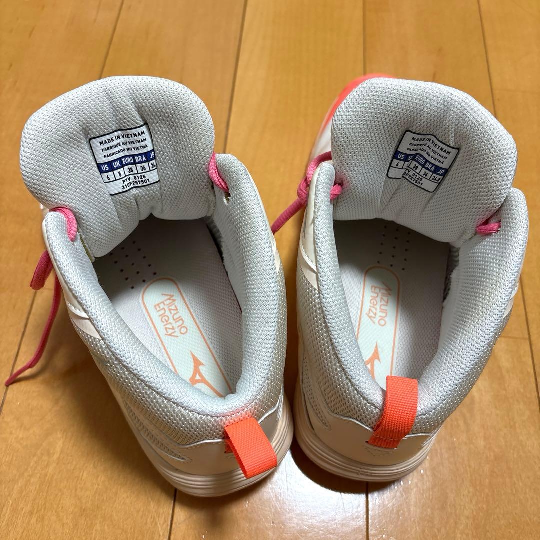 MIZUNOウエーブダイバースLG5 24.0㎝　オレンジ系