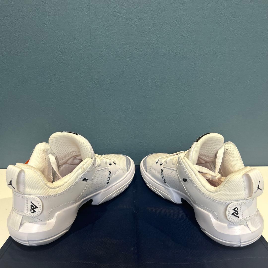 Jordan バスケットボールシューズ ホワイト/グレー