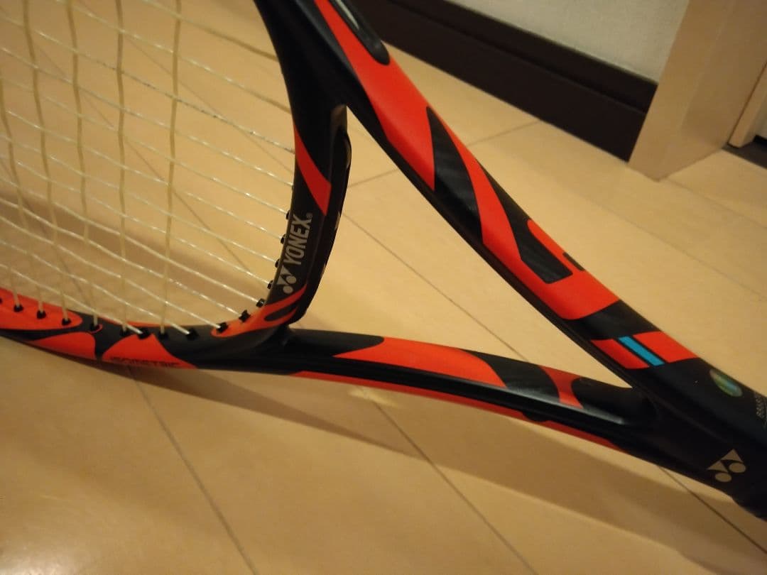 新品同様！YONEX VCORE Tour F97 硬式用テニスラケット