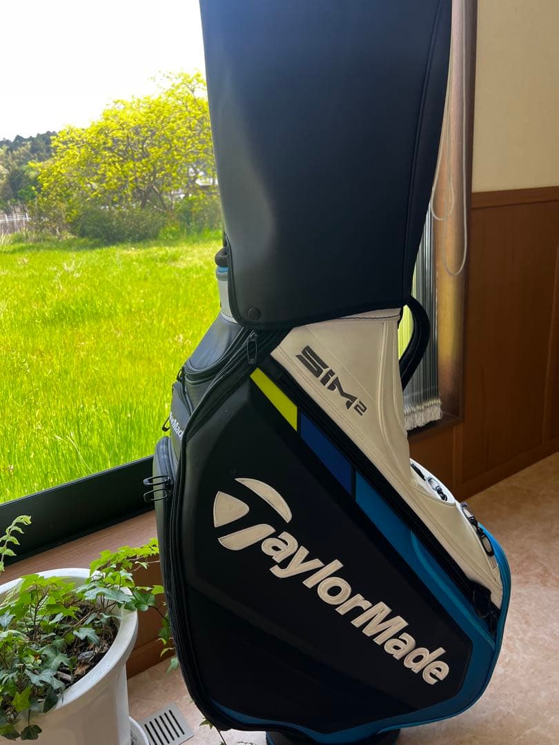 TaylorMade SIM2 ゴルフバッグ
