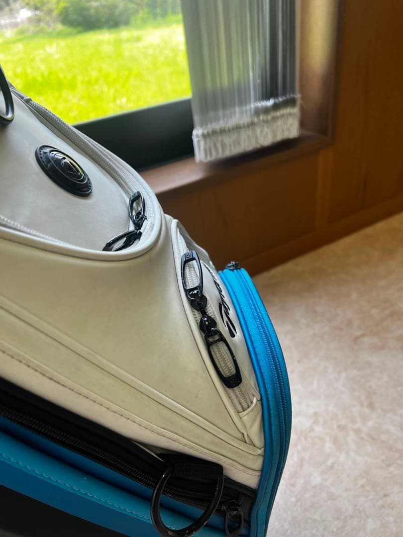 TaylorMade SIM2 ゴルフバッグ