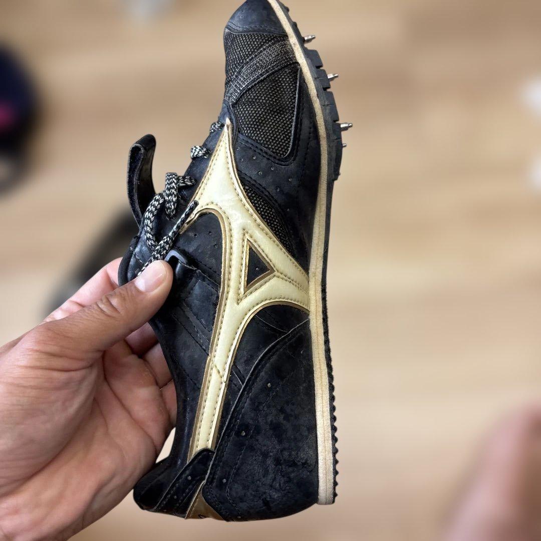Mizuno 走り幅跳びスパイクシューズ 黒/金　25.0cm LJC