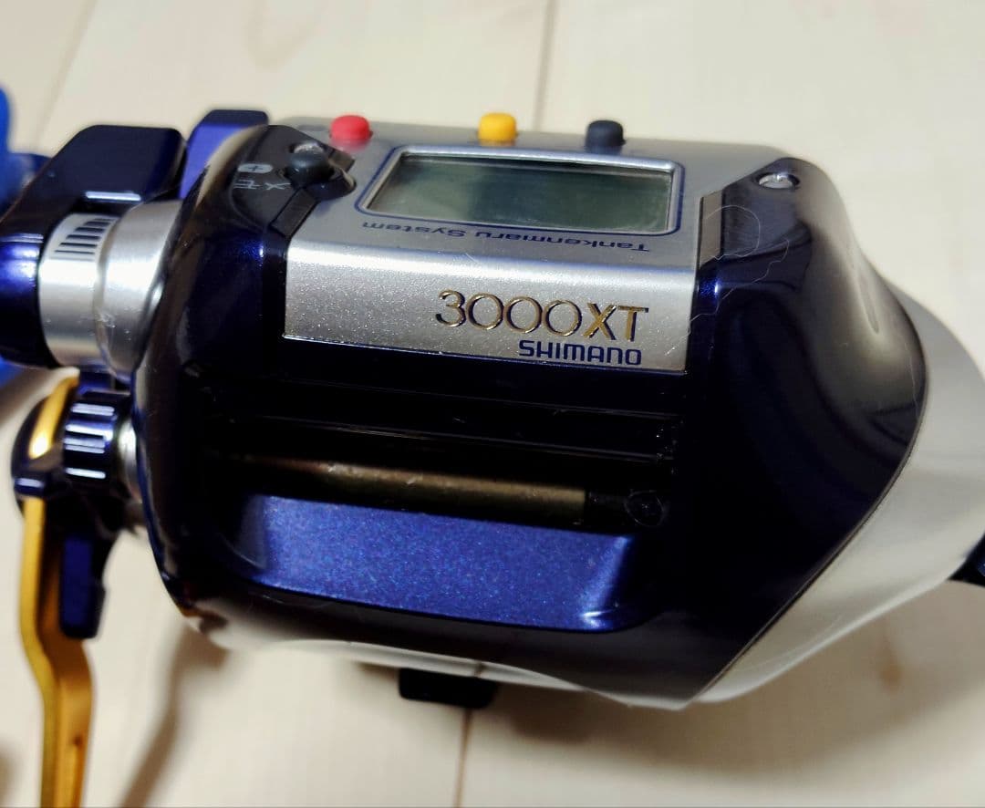 シマノ 電動リール 電動丸 3000XT 自動棚止め装置搭載 美品です。