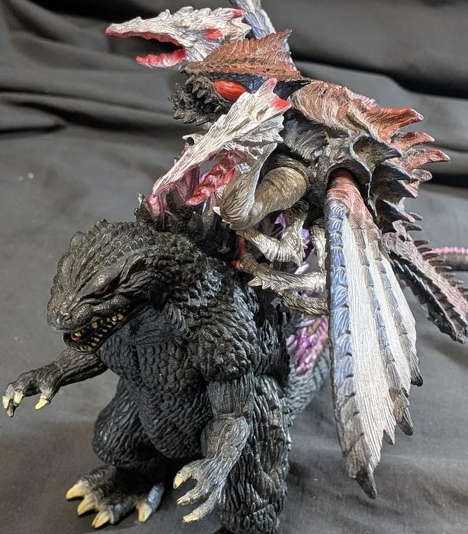 ミレニアムゴジラ＆メガギラス（バンダイ）ソフビフィギュア２体セット