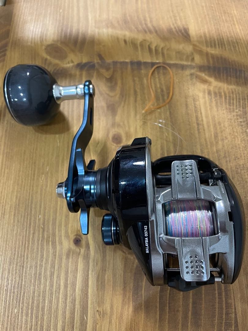 17 グラップラー 300HG(右) PE1.5 300メートル付き