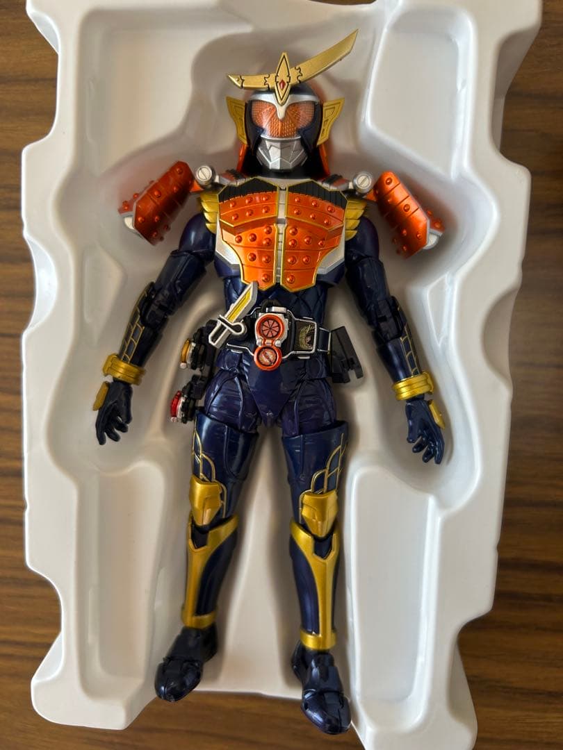 s.hフィギュアーツ 真骨彫製法仮面ライダー鎧武